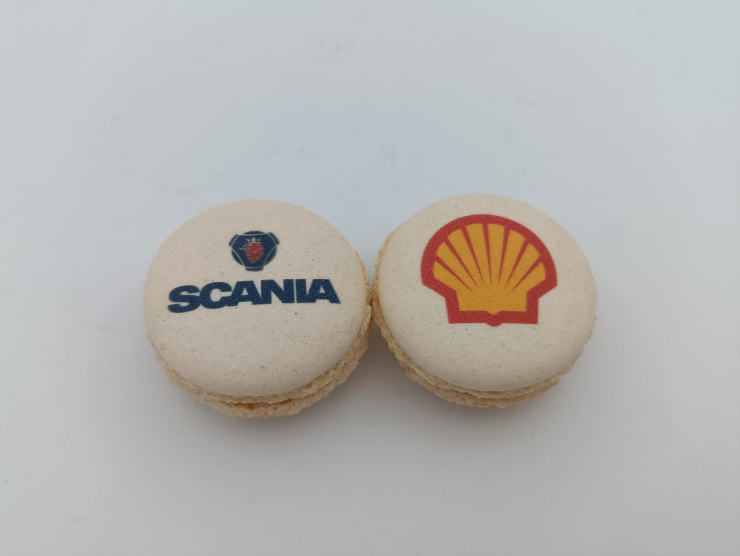 Персонализирани Луксозни Макарони с Лого | Trésor Caché