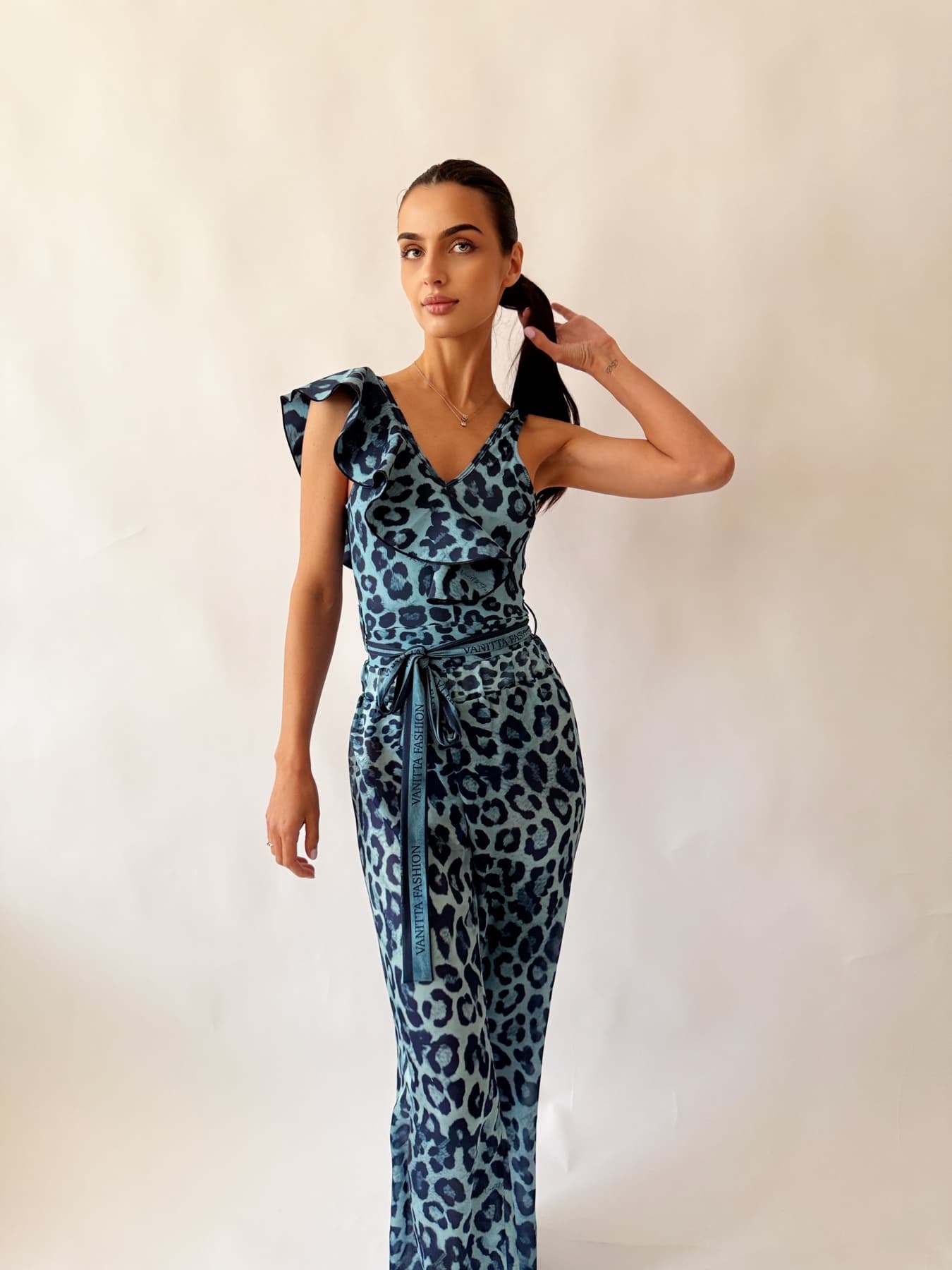 Wild Breeze Blue – Ефирен плажен панталон с animal print VANITTA