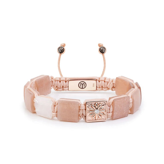 ГРИВНА MAHIGAN С ПЛОСКИ МЪНИСТА ОТ РОЗОВО ЗЛАТО С ПРАСКОВЕН ЛУНЕН КАМЪК И ДЪГОВ ЛУНЕН КАМЪК „SAKURA SALSA“