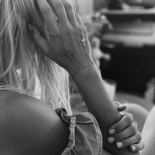 ГРИВНА ЗА ДЛАН FLICKA DOUBLE CROSS