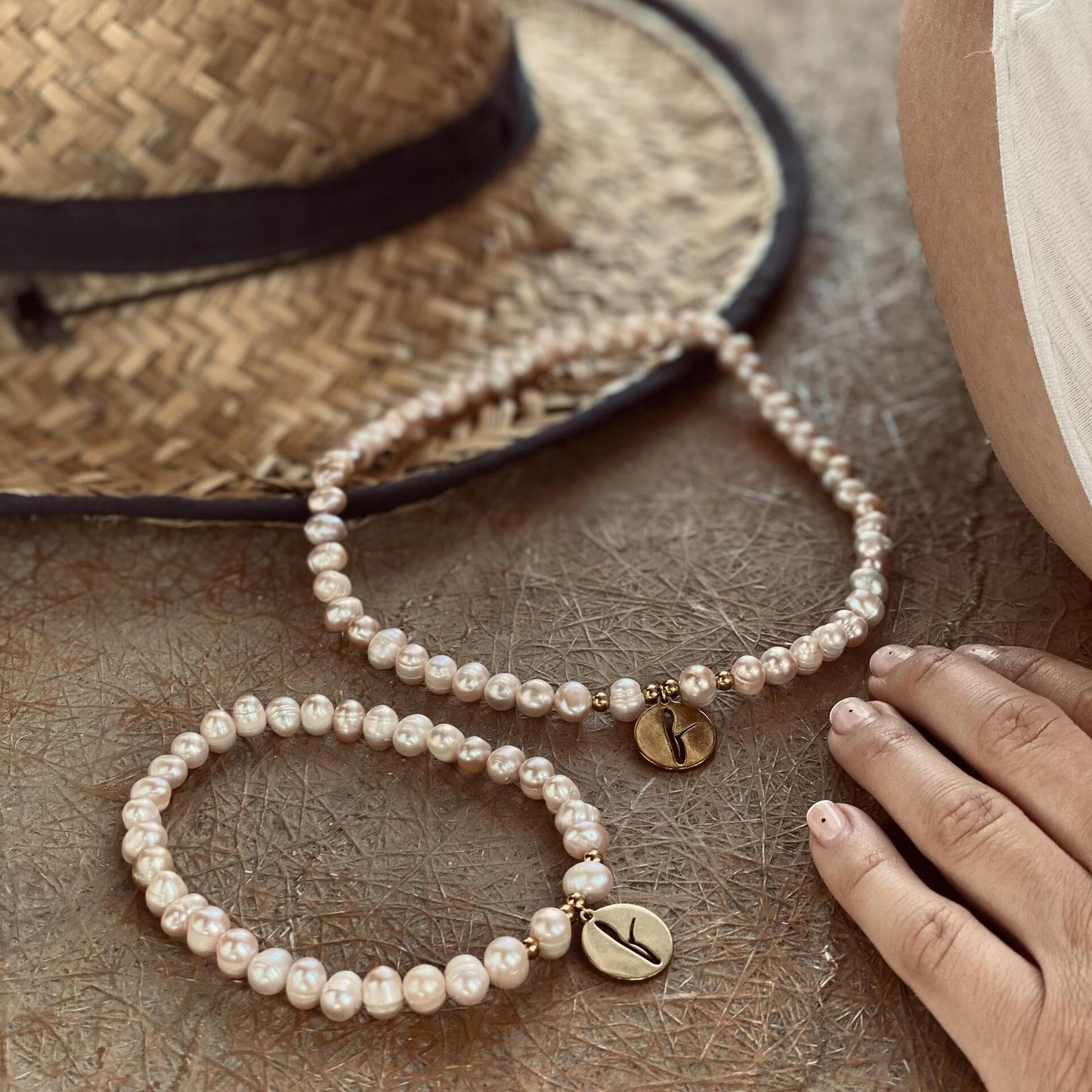 ГРИВНА ЗА ГЛЕЗЕН FLICKA F PEARLS PINK VIBES