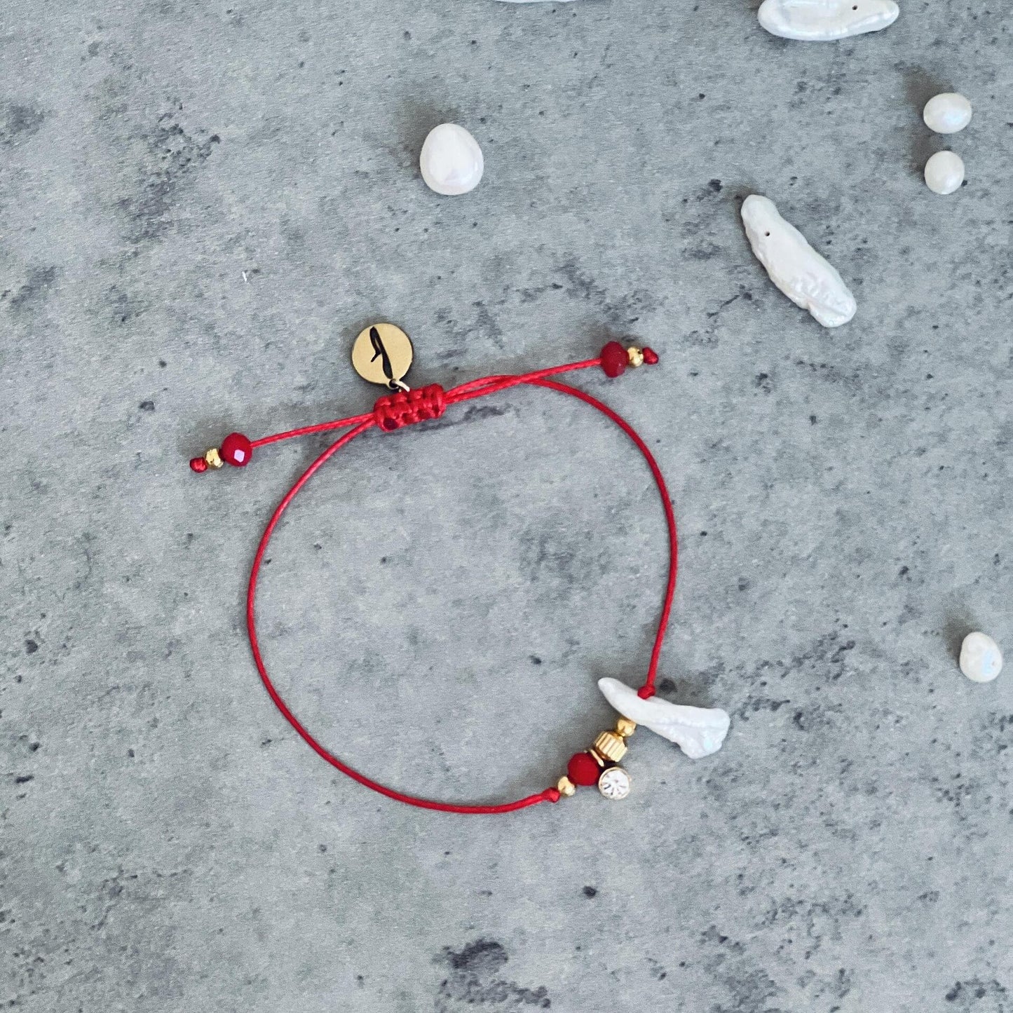 ГРИВНА ЗА РЪКА FLICKA MARCH CHARM