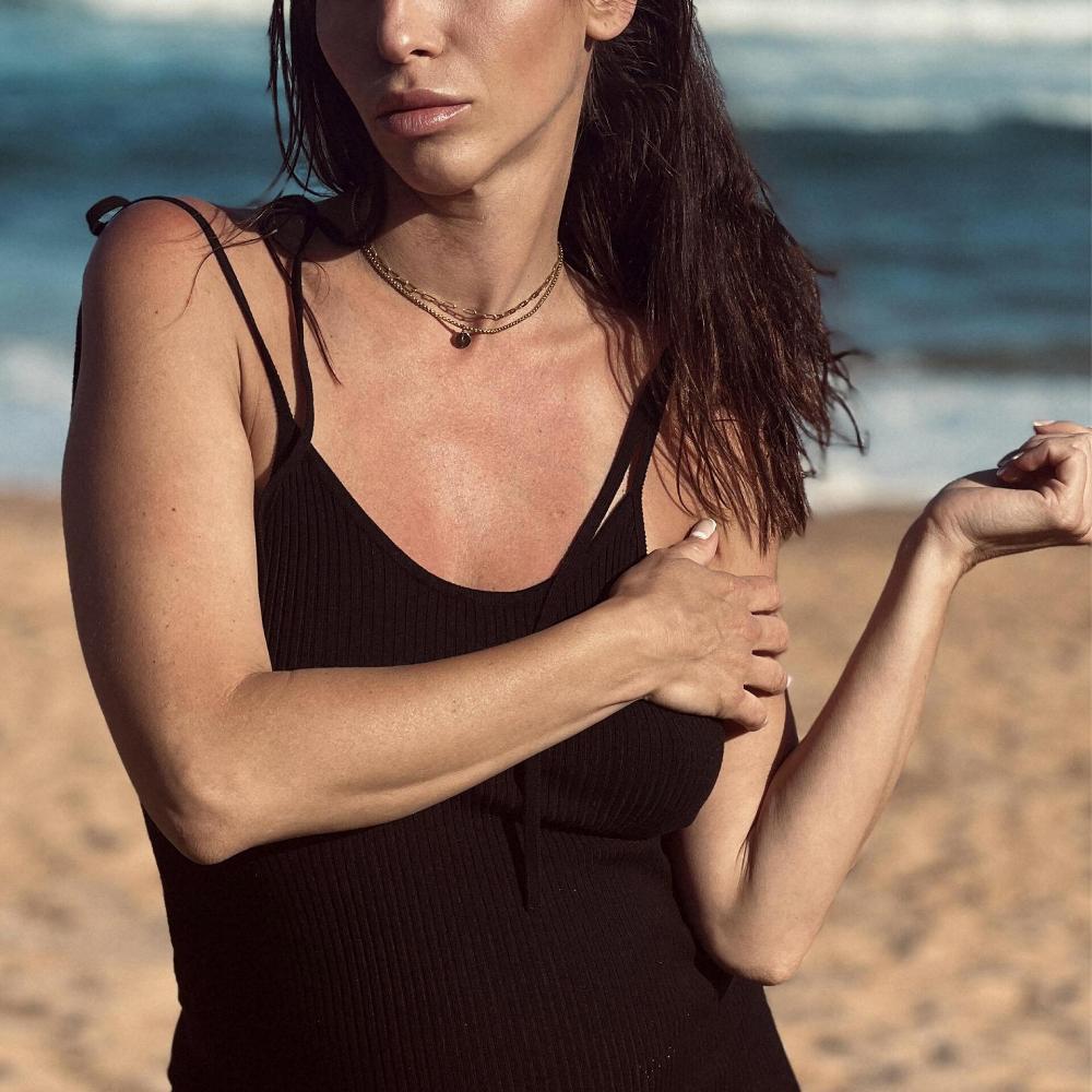 КОЛИЕ F FOR FLICKA