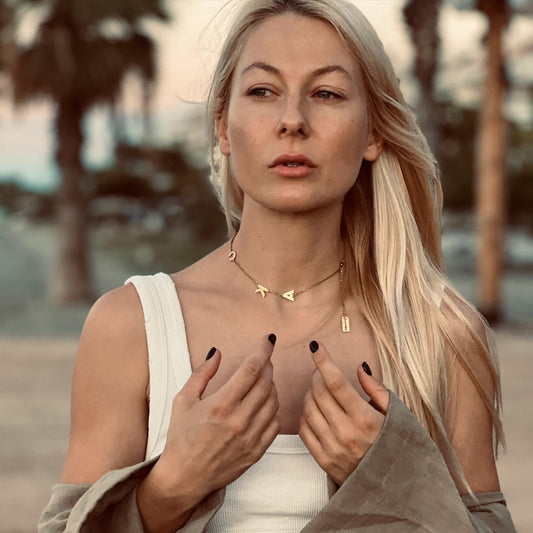 КОЛИЕ FLICKA SCRIPT