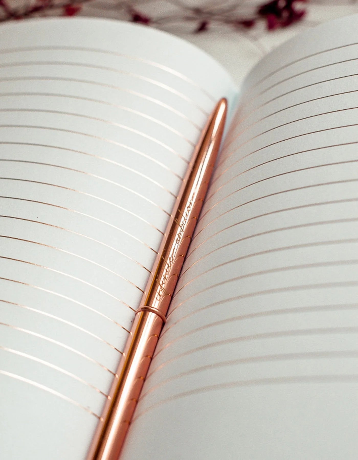 Луксозен химикал REMINDART Rose Gold с гравирано послание