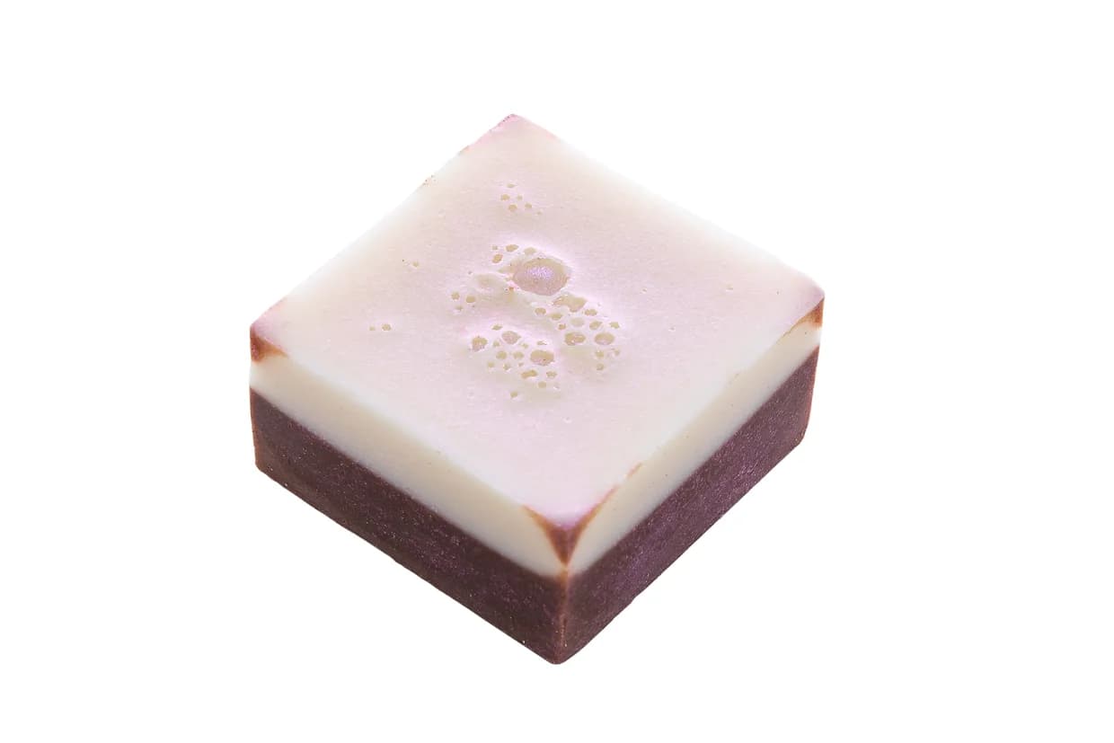 FACE SELF-EMULSION EXFOLIATING MICELLAR BAR