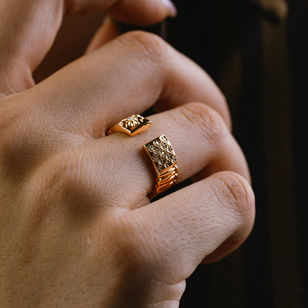 Cuff Ring In Gold - White Moissanites - златист пръстен от сребро 925 | MAHIGAN