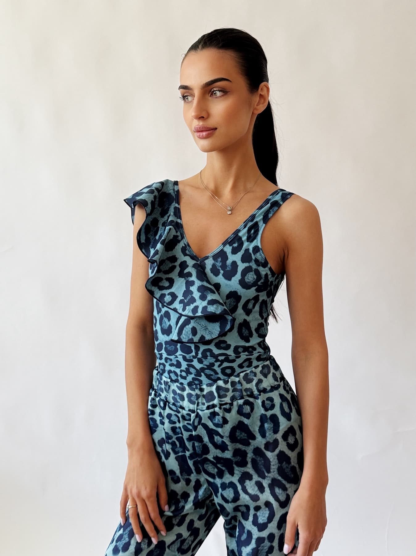 Wild Breeze Blue – Ефирен плажен панталон с animal print VANITTA