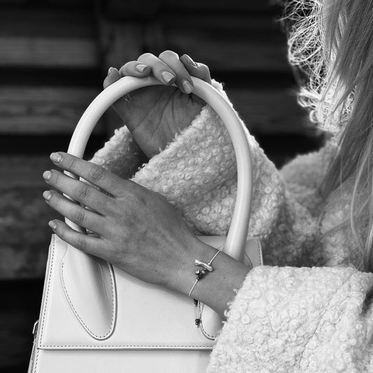 ГРИВНА ЗА РЪКА FLICKA MARCH CHARM