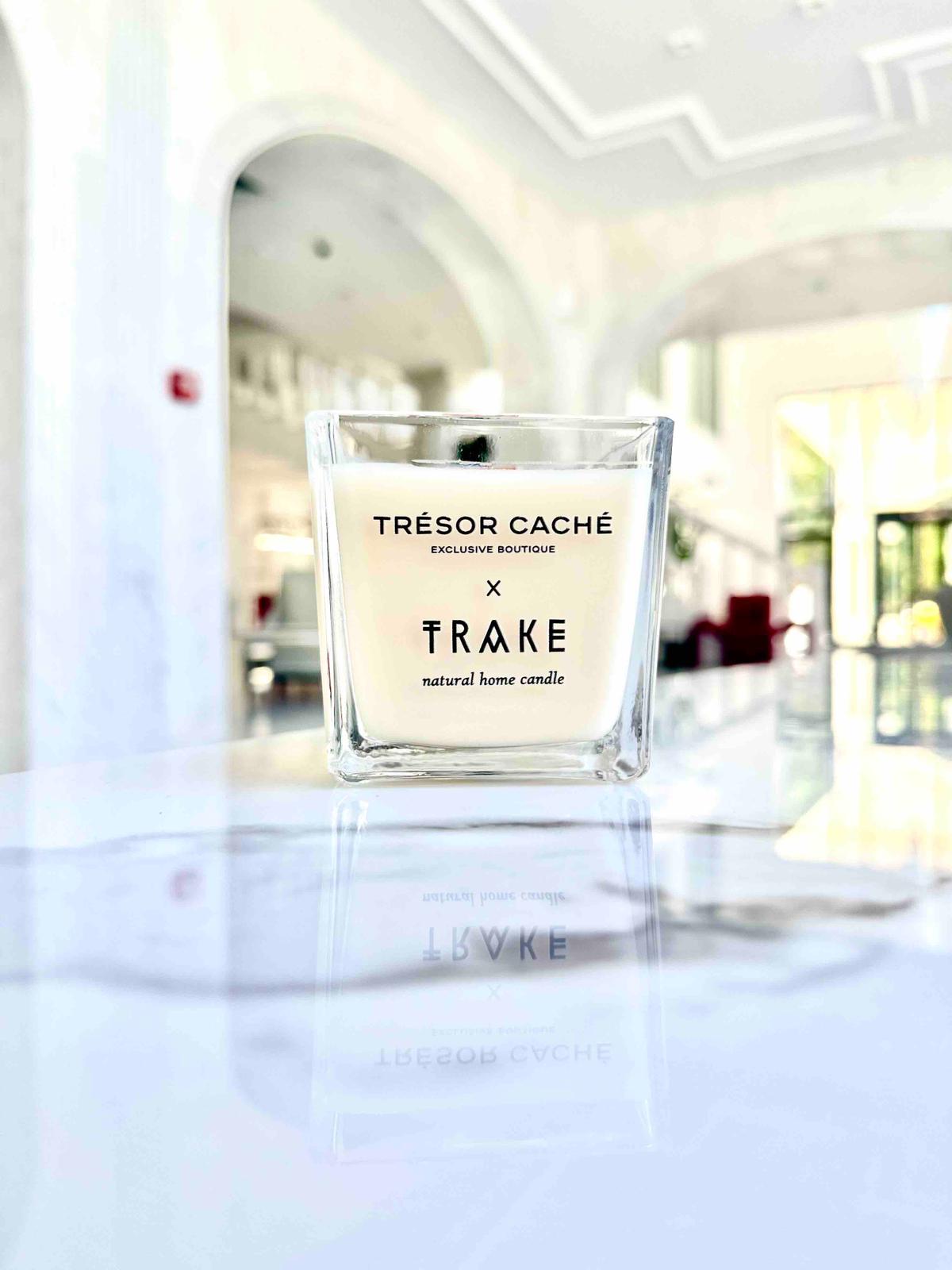 Коледна свещ Trésor Caché x TRAKE – 250 г