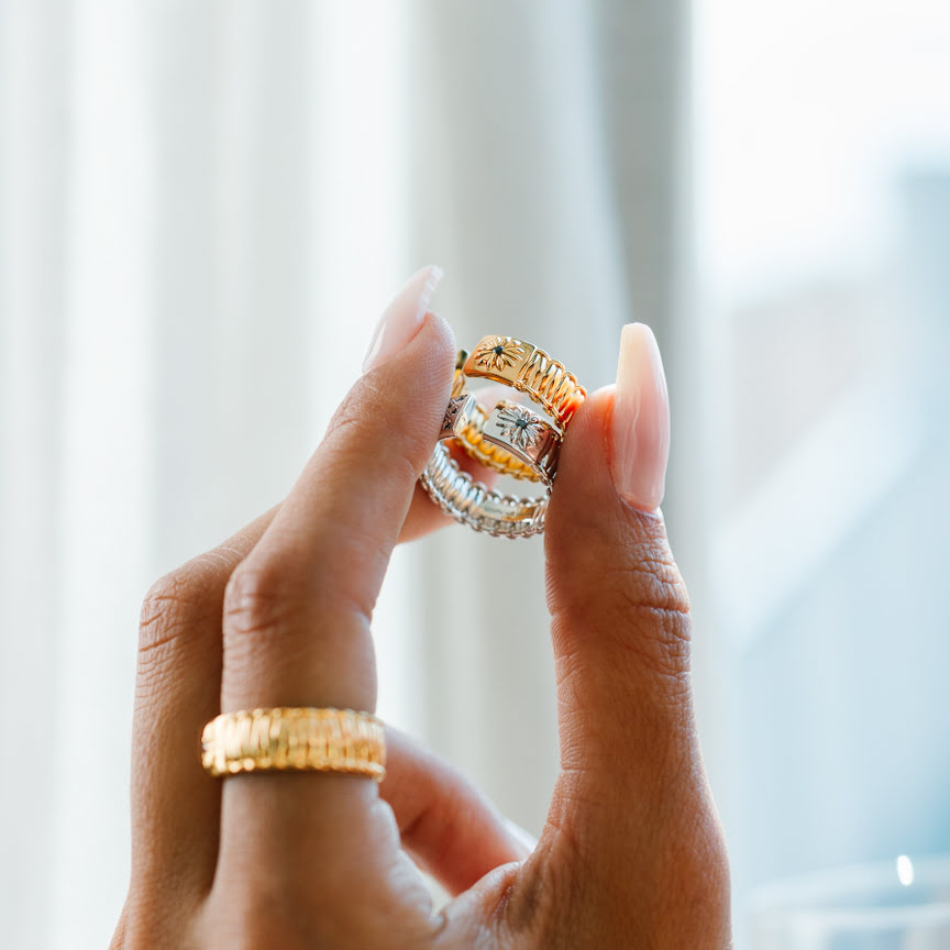 Cuff Ring In Gold - Black Moissanites - златист пръстен от сребро 925 | MAHIGAN